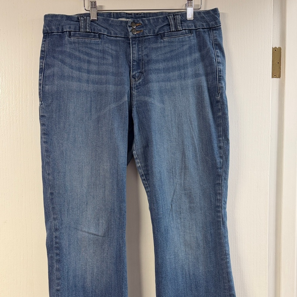 Almost Vintage 2009 Women’s Old Navy Bootcut Trouser Jeans - Picture 3 of 6